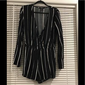 Stripped romper with long sleeve never worn